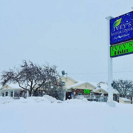 Ivey'S Motor Lodge Houlton Exterior photo