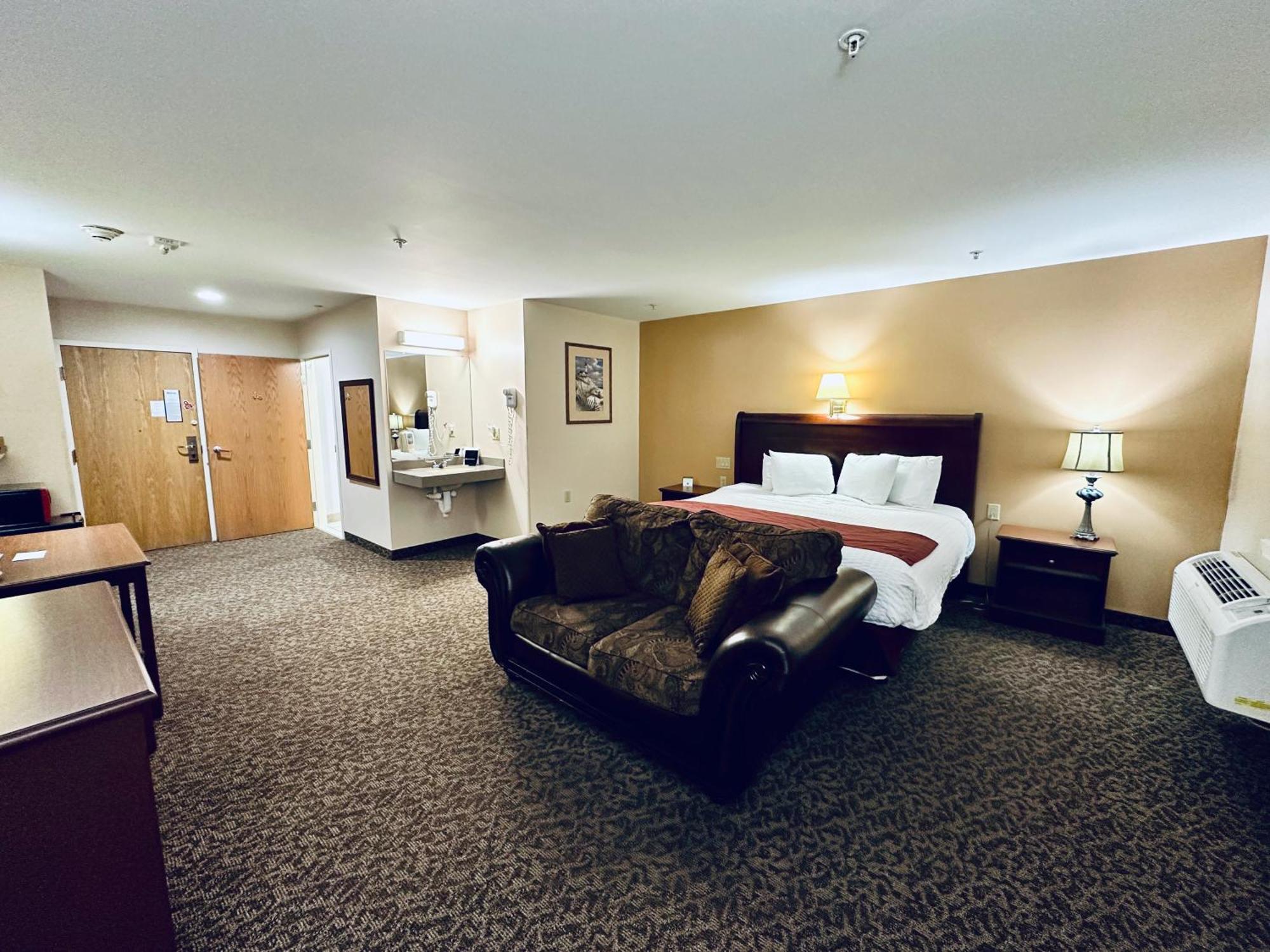 Ivey'S Motor Lodge Houlton Exterior photo