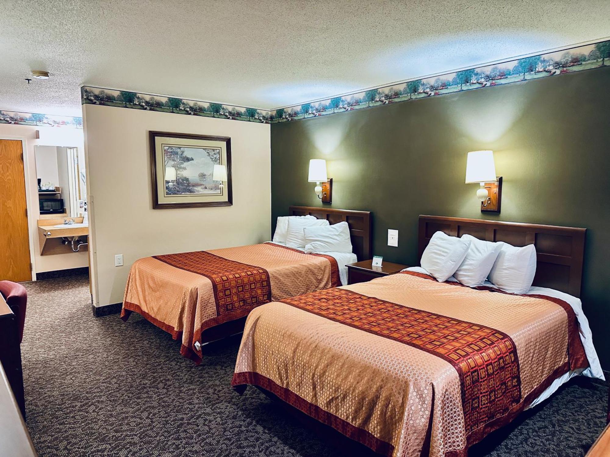 Ivey'S Motor Lodge Houlton Exterior photo