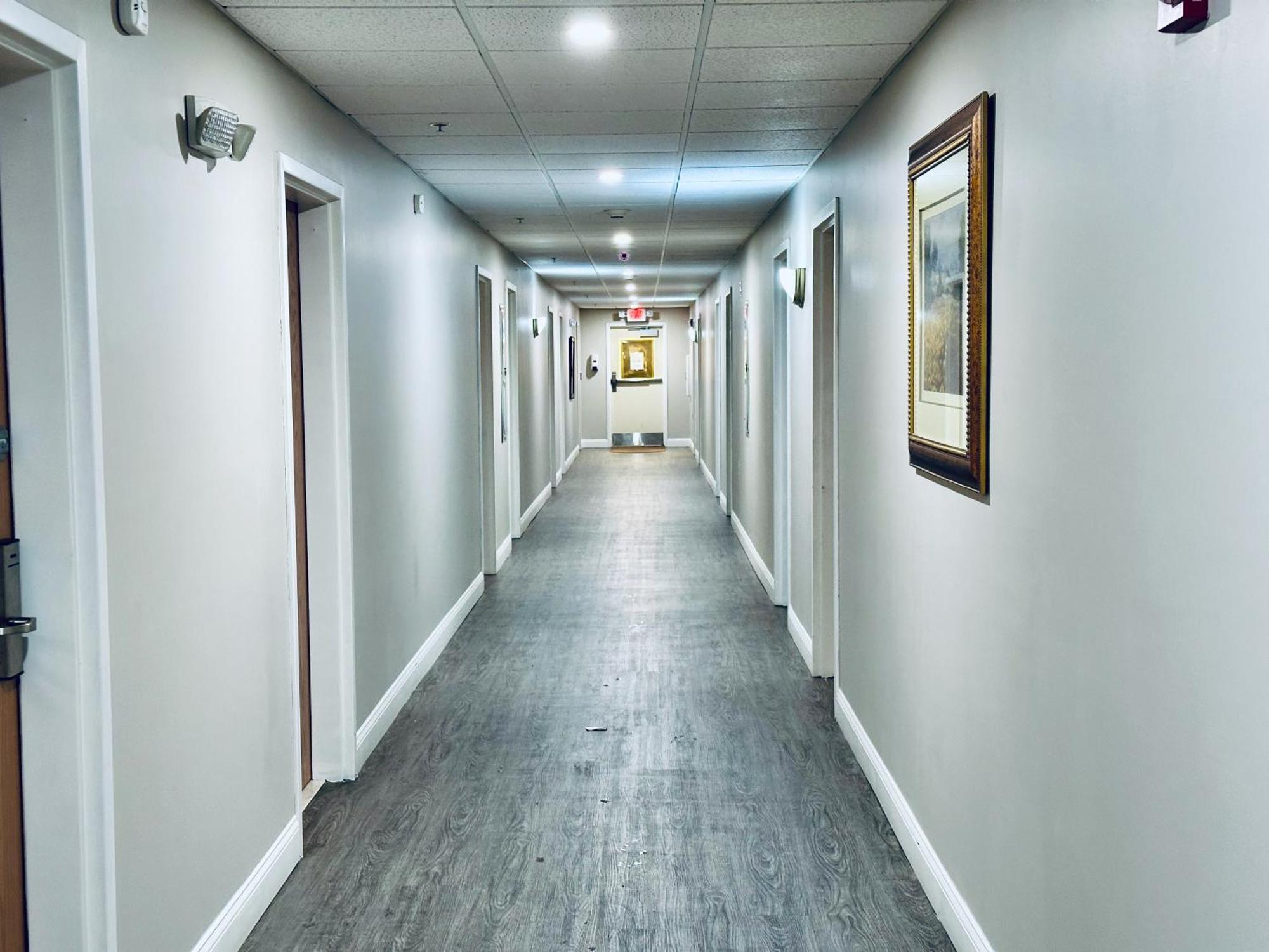 Ivey'S Motor Lodge Houlton Exterior photo